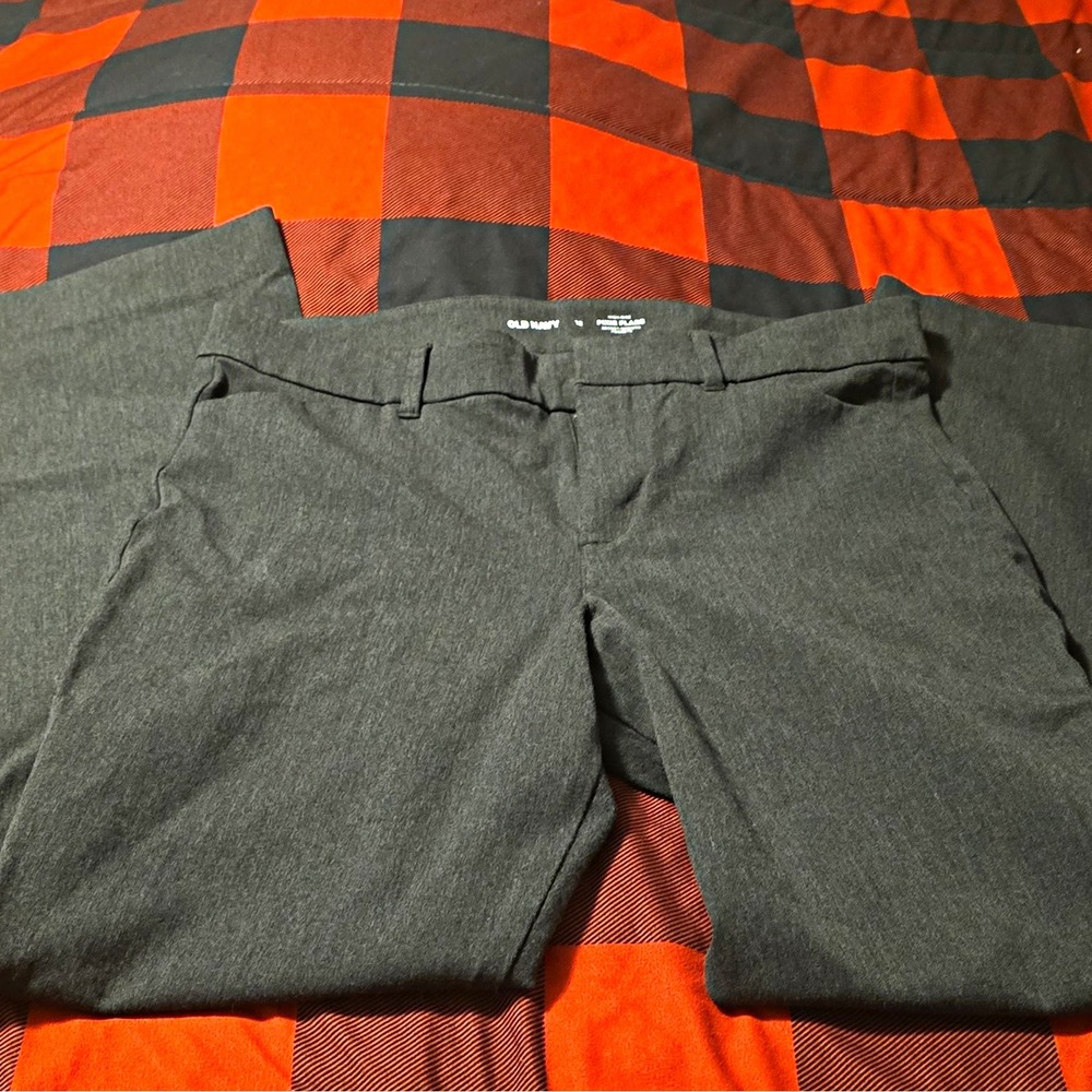 Old Navy Women's Gray High-Rise Flared Dress Pants w/ Pockets Size 12